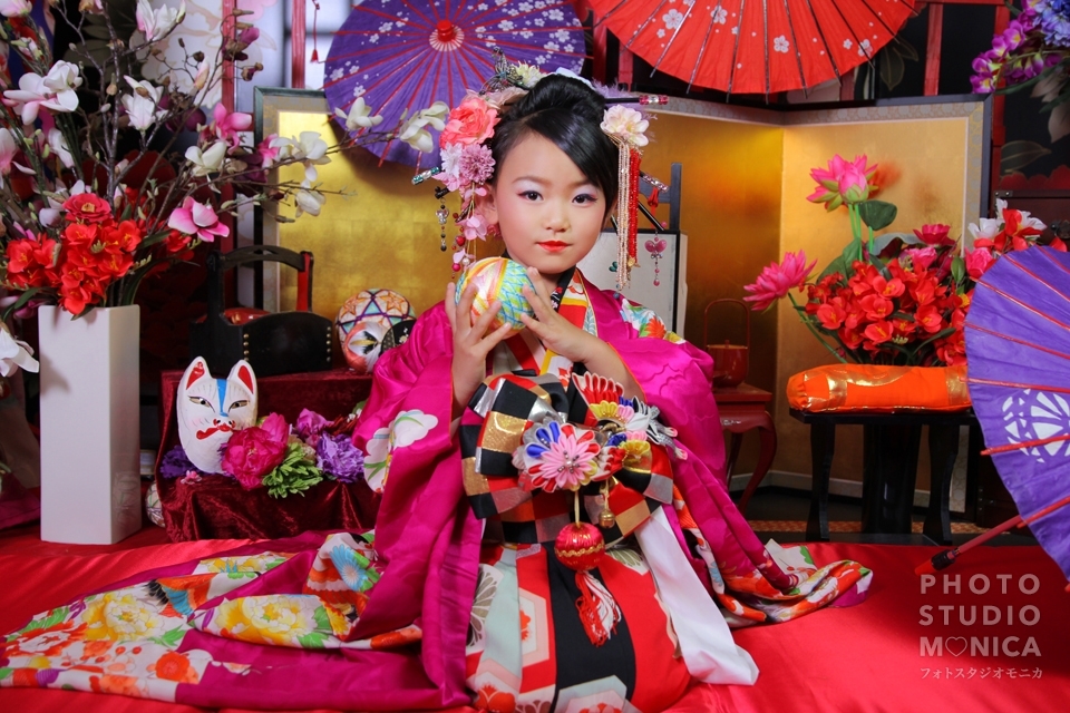 大好評 他人と差がつく七五三に 可愛さ際立つ ちび花魁体験 ブログ 京都の花魁体験 変身写真フォトスタジオモニカ