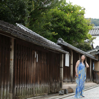 写真：京都・八坂庚申堂や八坂の塔でご友人とポートレートロケ撮影
