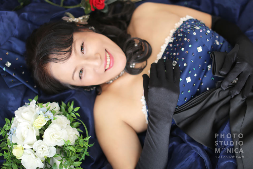 写真:全カットドレス花魁プランでスタジオ撮影