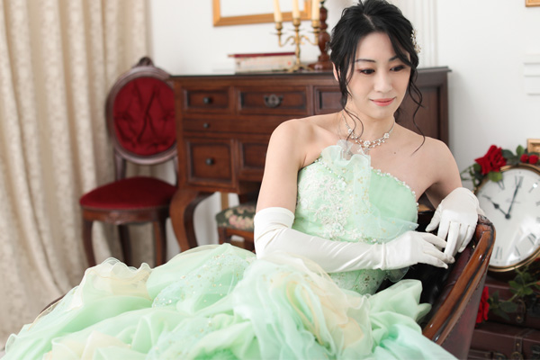 写真:2着目ドレス追加